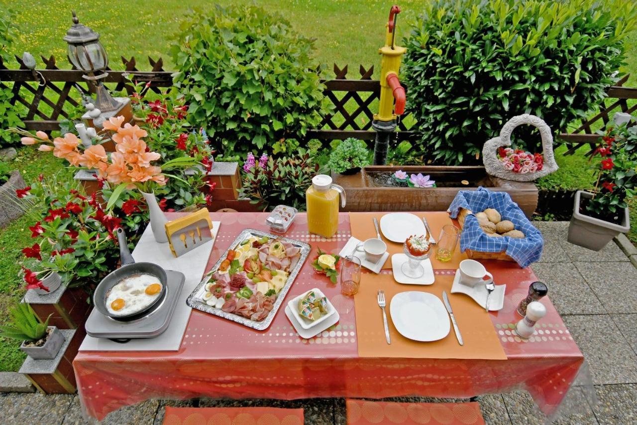 Ferien Bei Conny Apartamento Nüziders Exterior foto